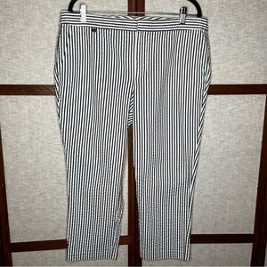 Lauren Ralph Lauren Gray and Cream Striped Seersucker Cropped Pants - 14